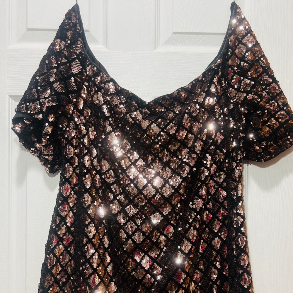 Black and Champagne Sequin Off the Shoulder Mini Dress 3X